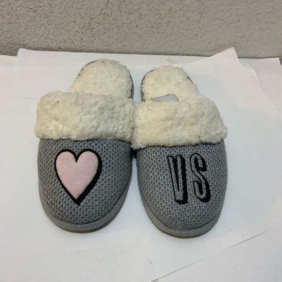 Victoria secret house slippers new - Picture 2 of 5